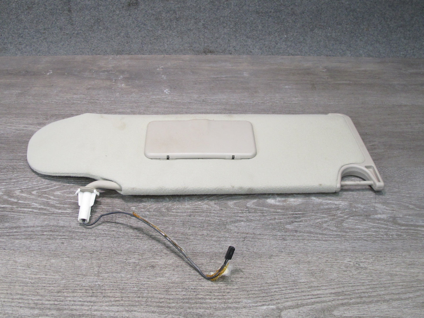 2003-2007 Hummer H2 Front Left & Right Sun Visor Shade Set of 2