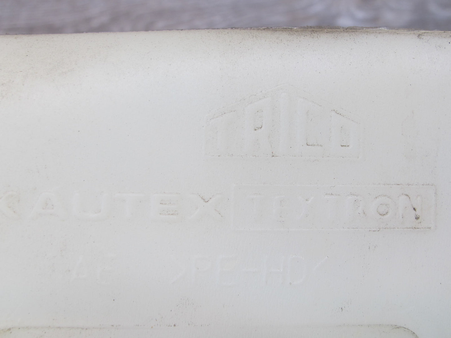 2003-2007 Hummer H2 Front Windshield Wiper Washer Reservoir Tank Bottle