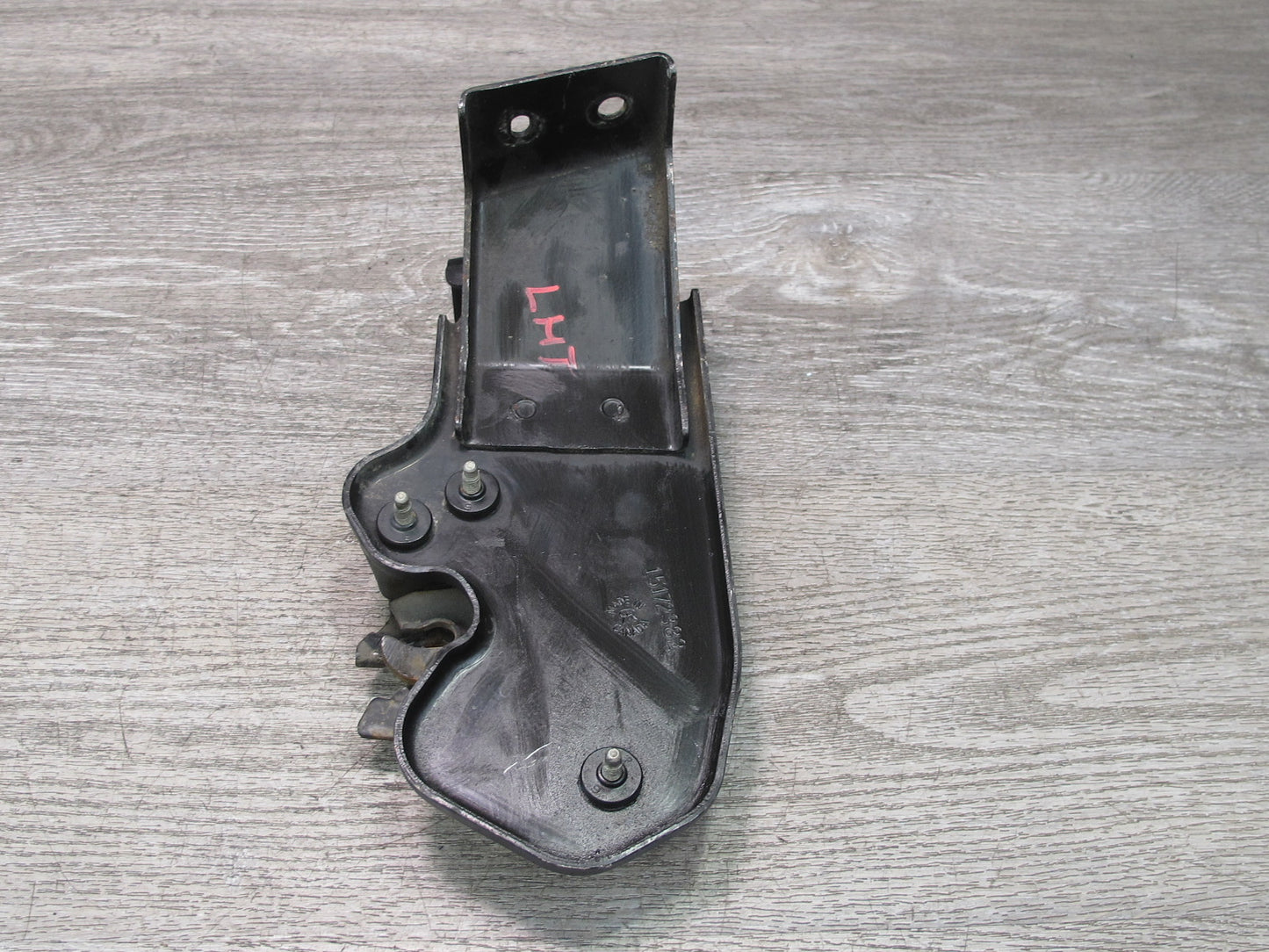 2003-2007 Hummer H2 Front Hood Bonnet Lock Latch w Bracket 15172382