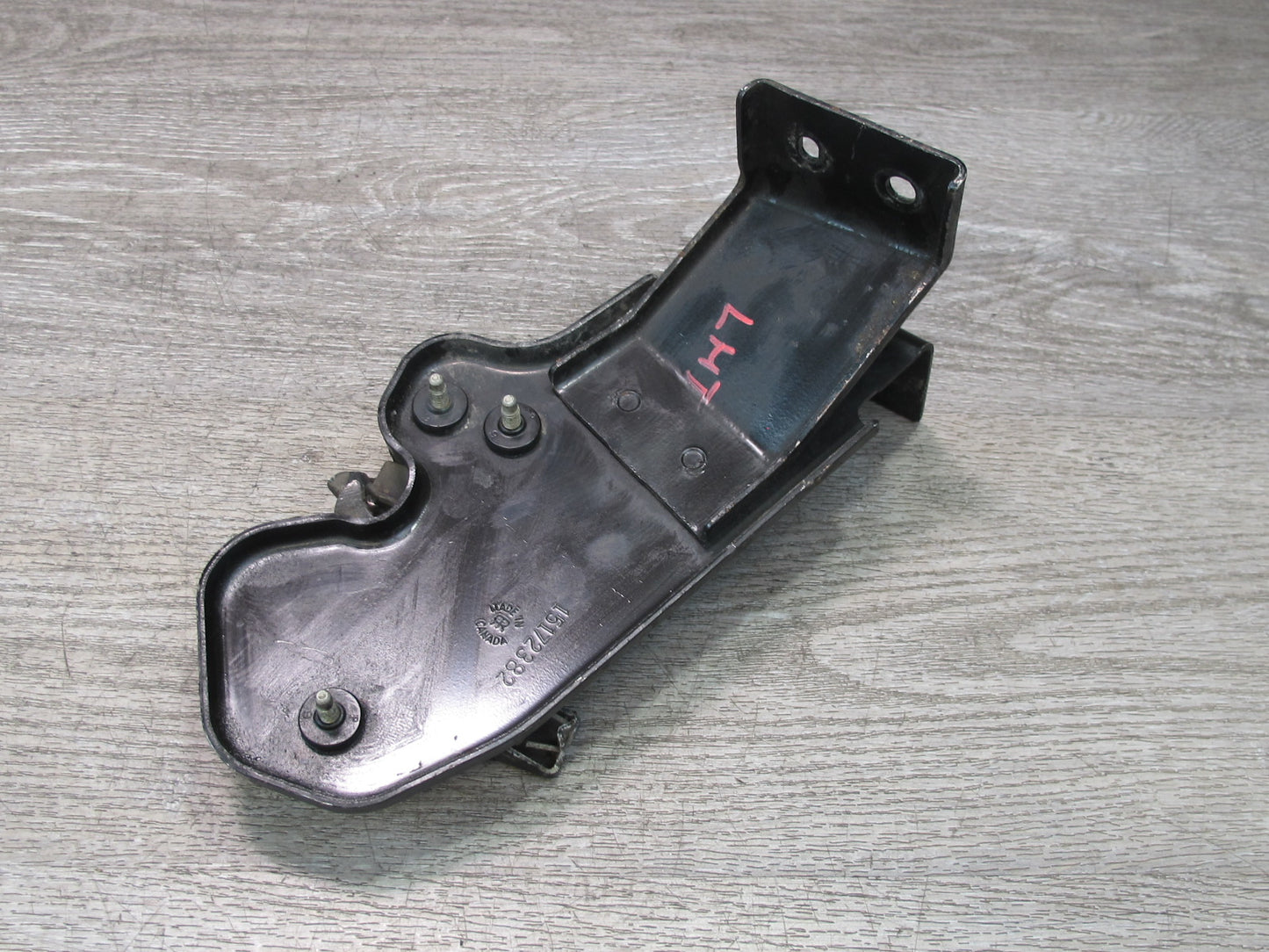 2003-2007 Hummer H2 Front Hood Bonnet Lock Latch w Bracket 15172382
