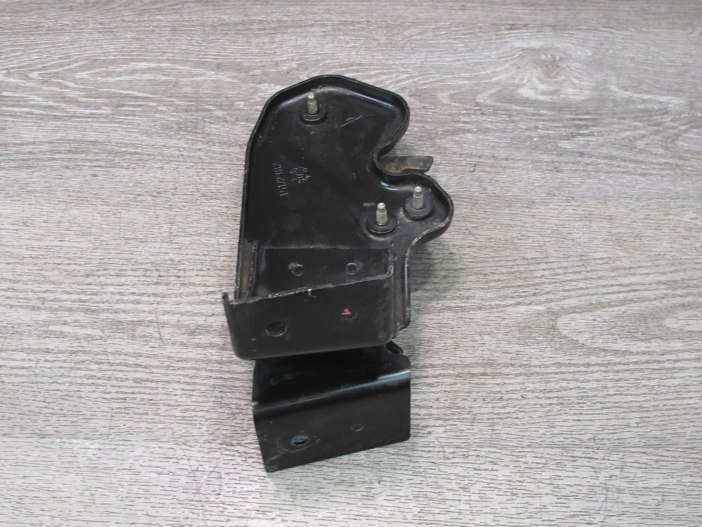 2003-2007 Hummer H2 Front Hood Bonnet Lock Latch w Bracket 15172382