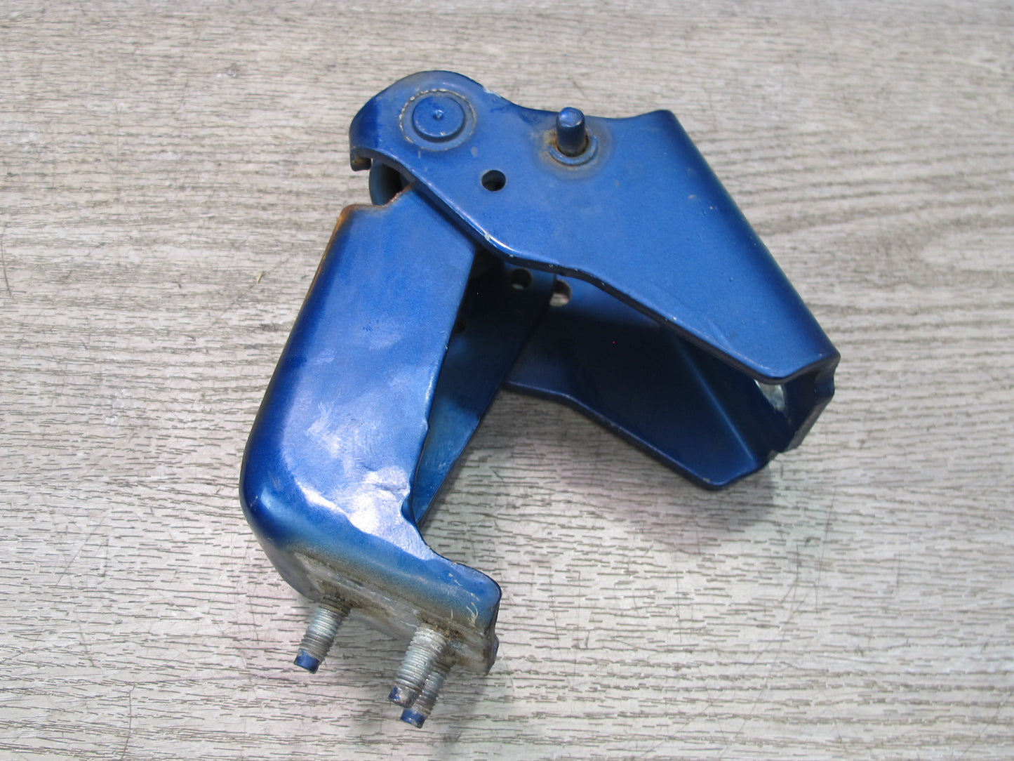 2003-2009 Hummer H2 Front & Right Hood Bonnet Hinge Support Set of 2