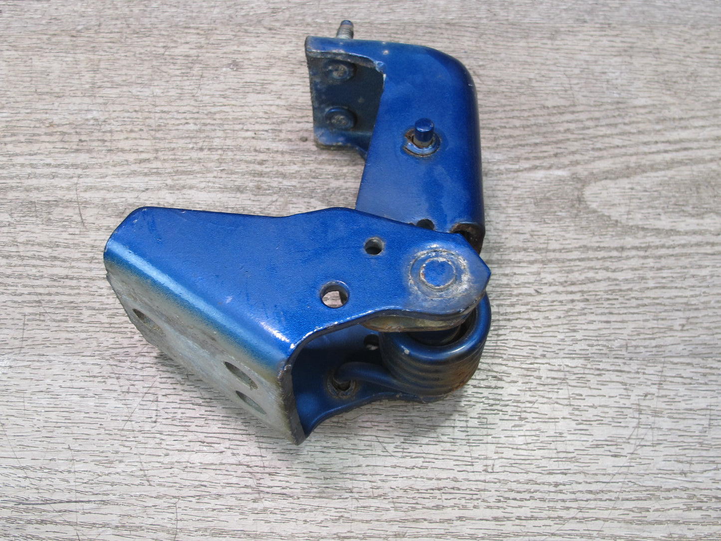 2003-2009 Hummer H2 Front & Right Hood Bonnet Hinge Support Set of 2