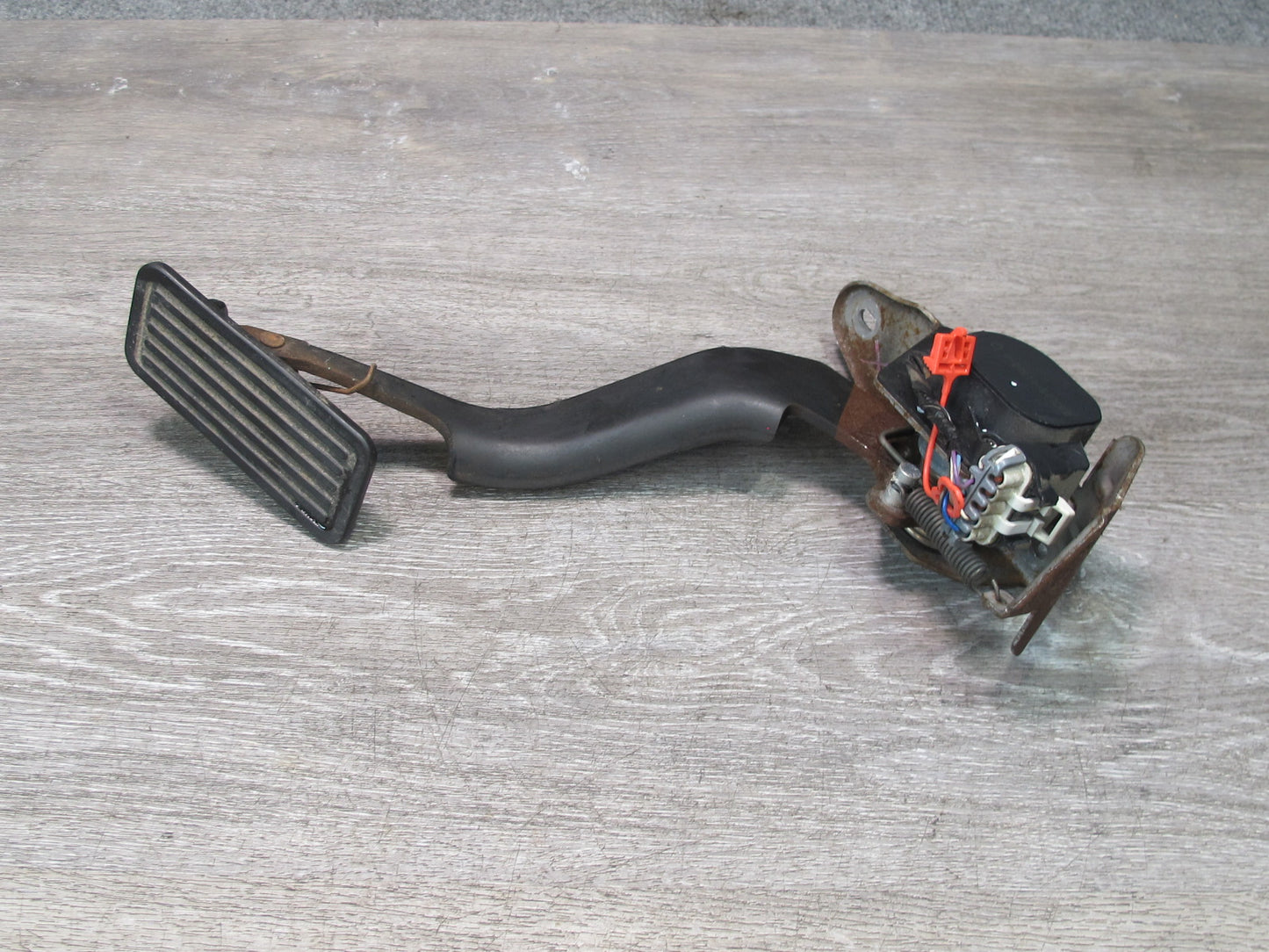 2004-2007 Hummer H2 Gas Acceleration Pedal Sensor