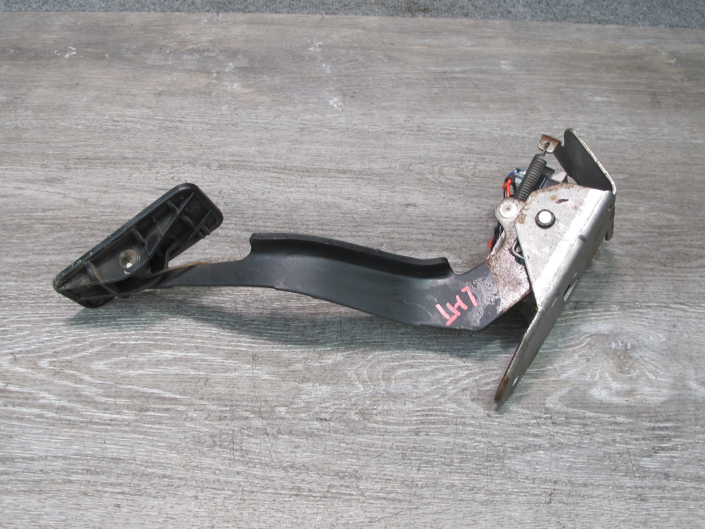 2004-2007 Hummer H2 Gas Acceleration Pedal Sensor