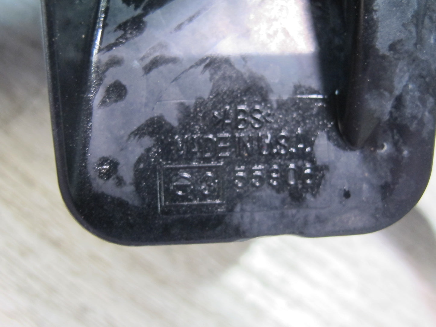 2003-2009 Hummer H2 High & Low Tone Note Pitch Horn Signal Set of 2