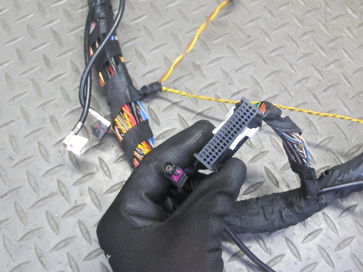 03-08 BMW E85 Z4 Hi-fi Audio System Loom Wire Wiring Harness Set OEM