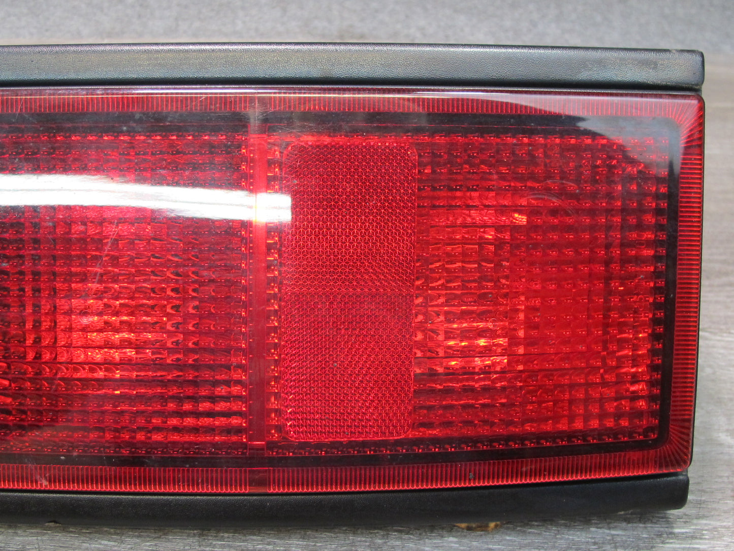 2005-2007 Hummer H2 Rear Right Tail Light Lamp