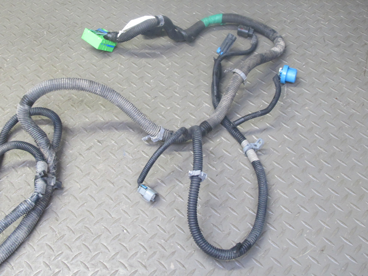 2006-2007 Hummer H2 6.0L Engine Bay Wire Wiring Harness