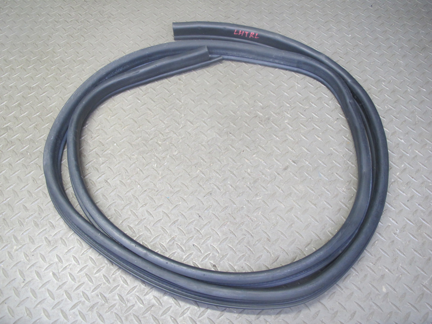2003-2009 Hummer H2 Front & Rear Door Weatherstrip Rubber Seal Gasket Set of 4