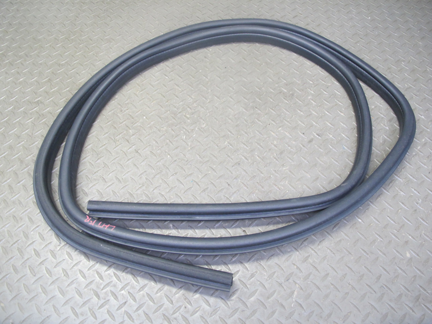 2003-2009 Hummer H2 Front & Rear Door Weatherstrip Rubber Seal Gasket Set of 4