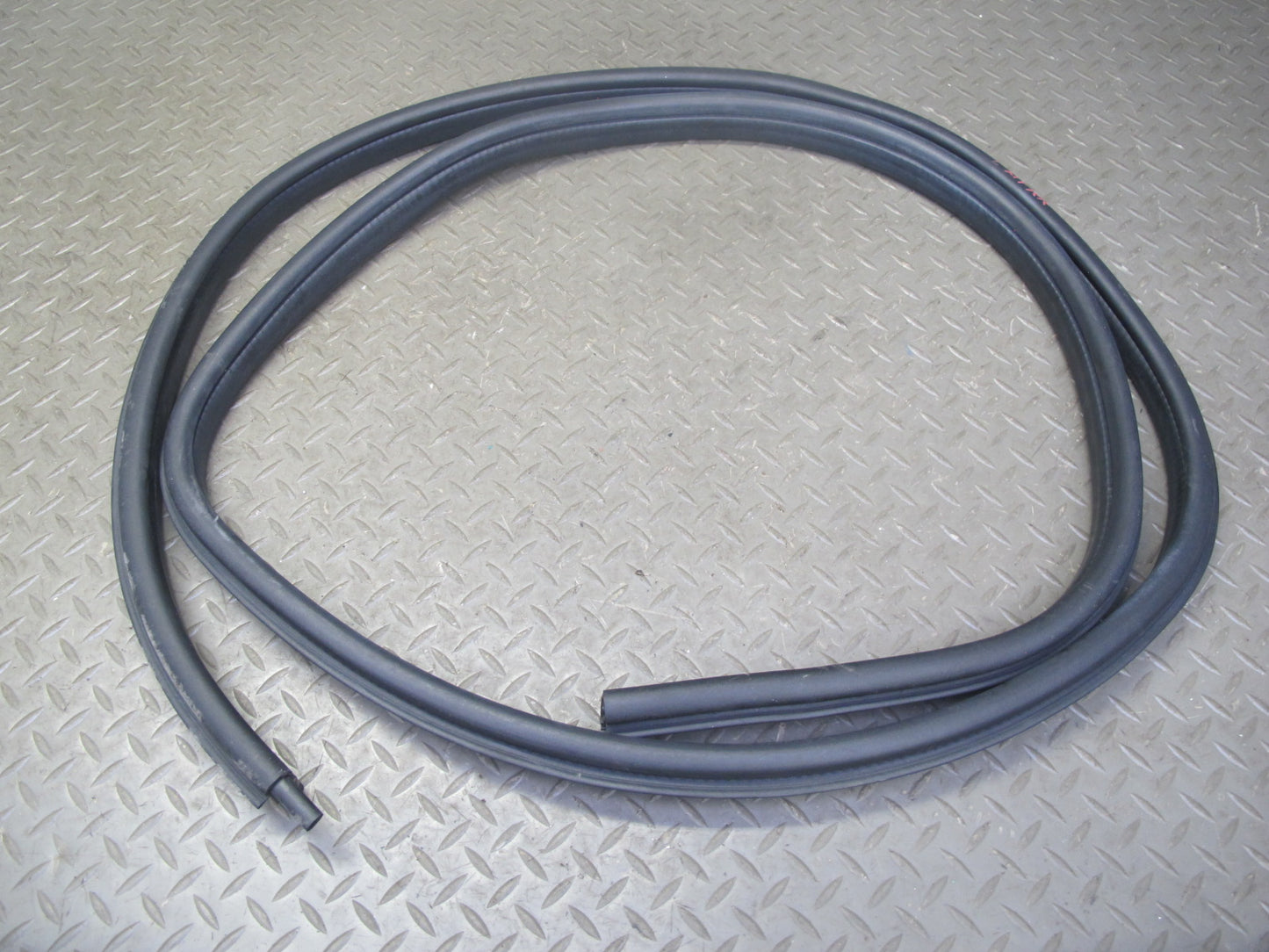 2003-2009 Hummer H2 Front & Rear Door Weatherstrip Rubber Seal Gasket Set of 4
