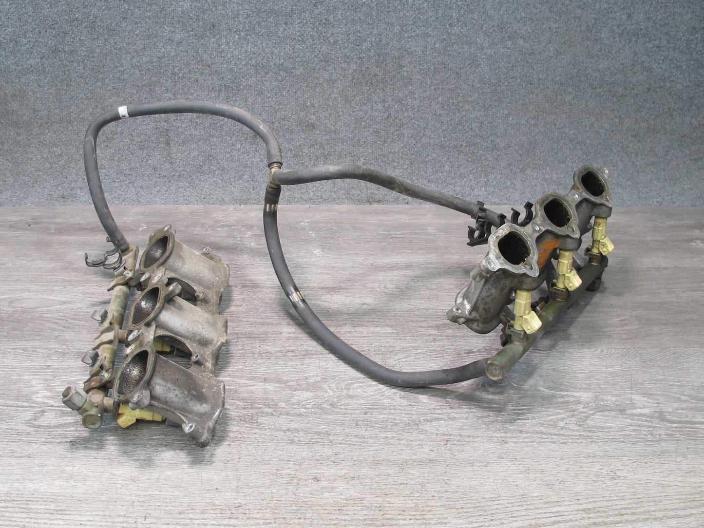 02-05 Porsche 911 996 3.6L M96.03 Engine Lower Intake Manifold W/ Injectors Set