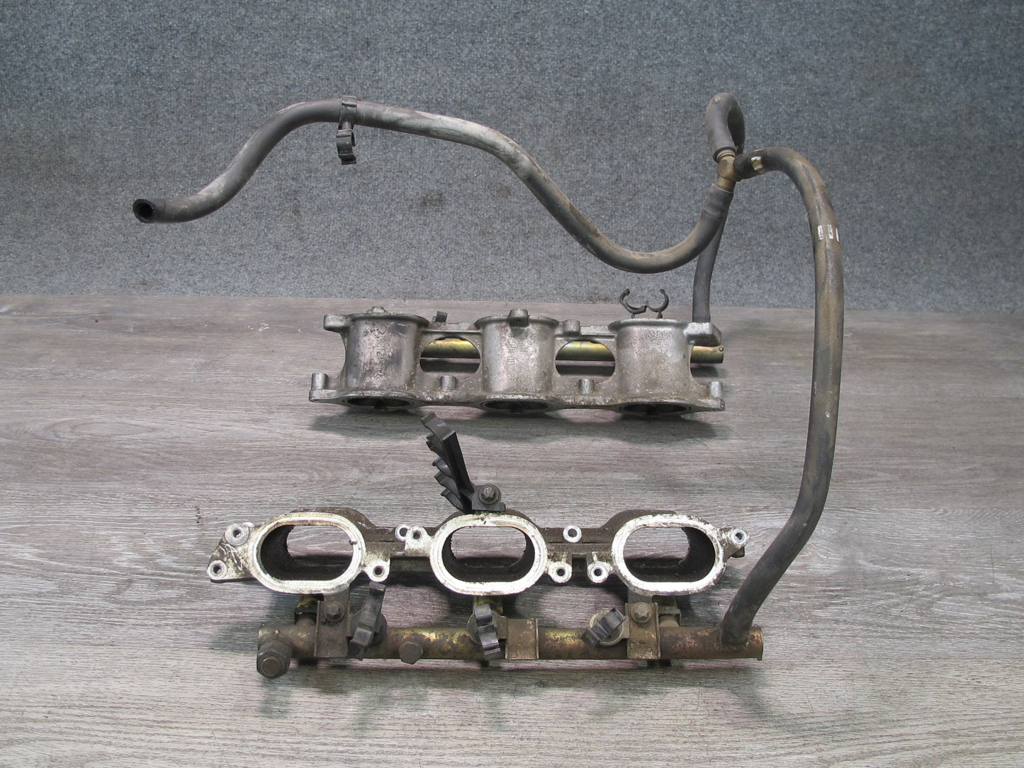 02-05 Porsche 911 996 3.6L M96.03 Engine Lower Intake Manifold W/ Injectors Set