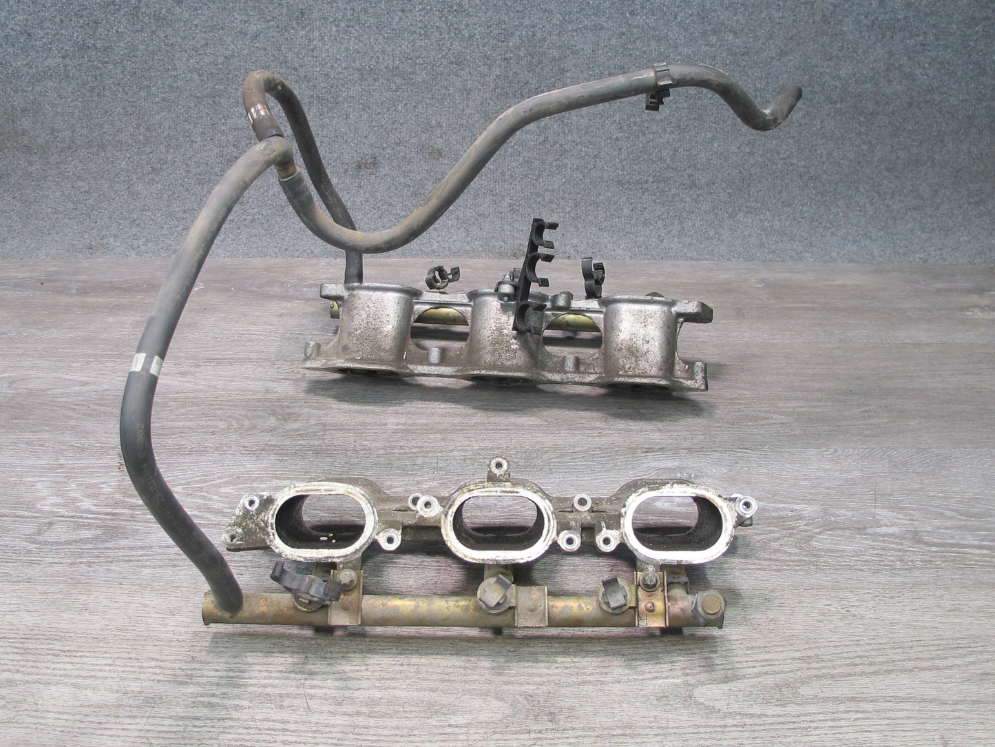 02-05 Porsche 911 996 3.6L M96.03 Engine Lower Intake Manifold W/ Injectors Set