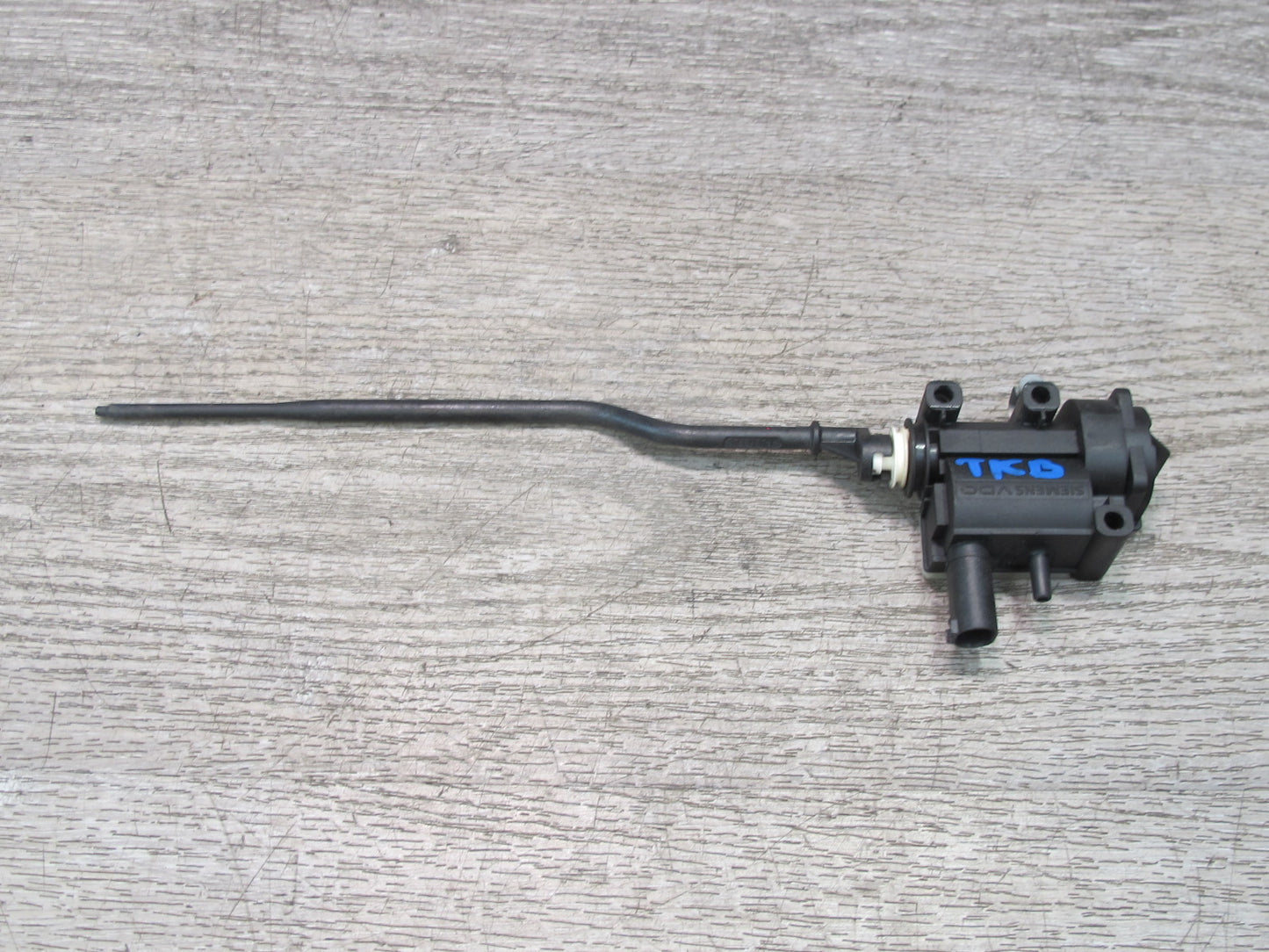 2008-2013 BMW E90 E91 E92 M3 328i 335i Fuel Door Lid Flap Actuator 6985880