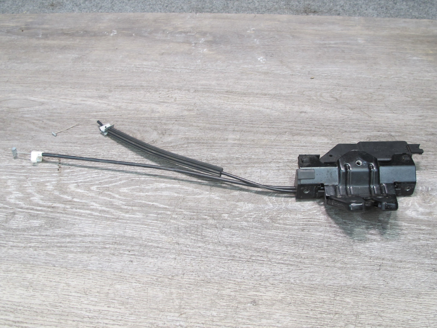 2008-2013 BMW E90 E92 M3 328i 335i Rear Trunk Lid Lock Latch Actuator