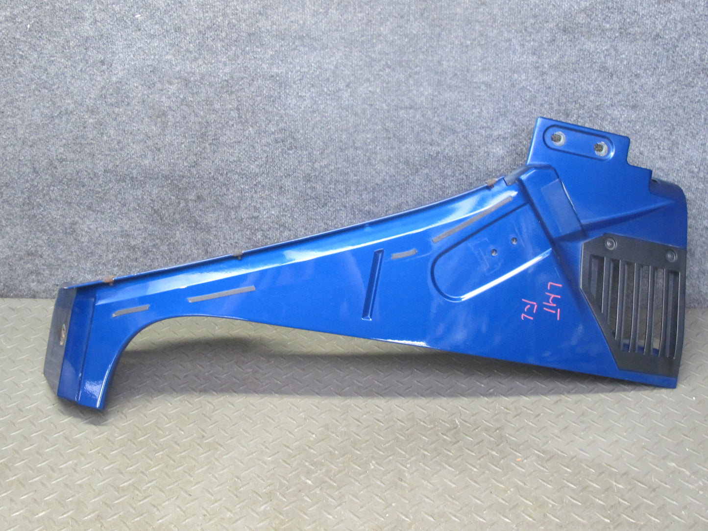 2003-2009 Hummer H2 Front Left Driver Side Fender Shell Cover Panel 15062999