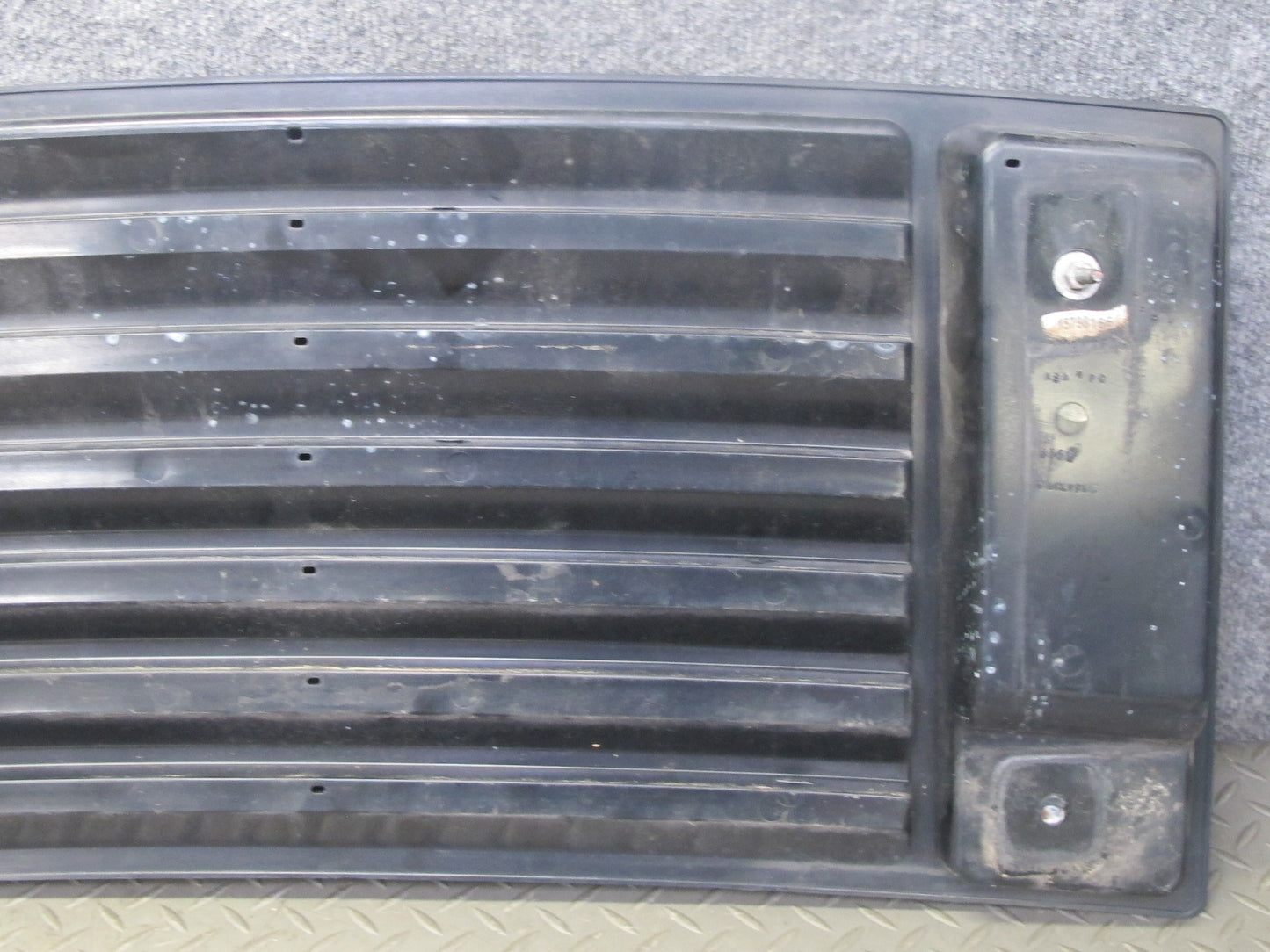2003-2007 Hummer H2 Front Hood Bonnet Air Grille Louver Cover Panel 15063080
