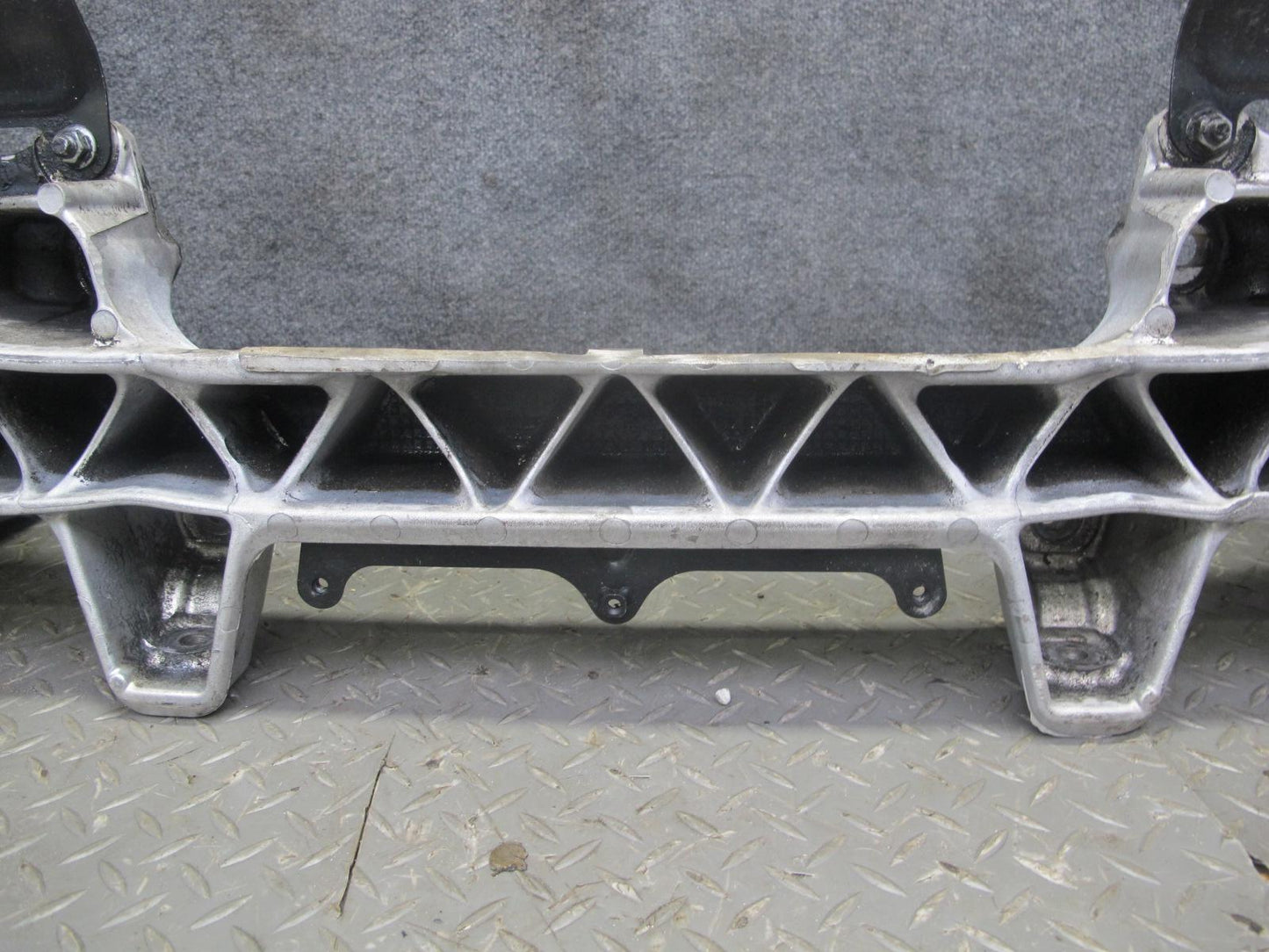 92-00 Lexus UZZ30L SC400 SC300 Front Engine Subframe Crossmember Carrier OEM