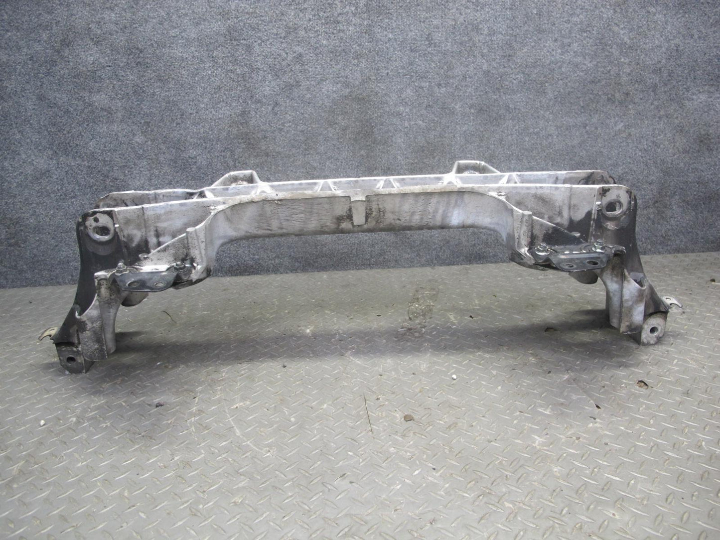 92-00 Lexus UZZ30L SC400 SC300 Front Engine Subframe Crossmember Carrier OEM