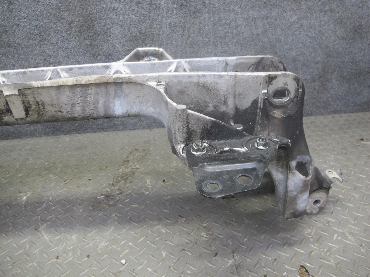 92-00 Lexus UZZ30L SC400 SC300 Front Engine Subframe Crossmember Carrier OEM