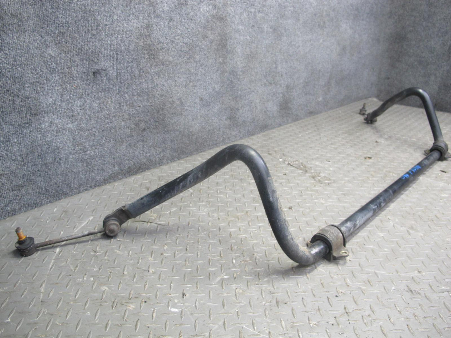 99-01 Isuzu Vehicross Front Suspension Stabilizer Anti Roll Sway Bar w Link OEM