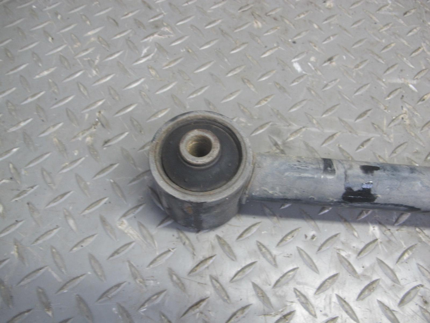99-01 Isuzu Vehicross Set of 2 Rear Left & Right Trailing Control Arm OEM