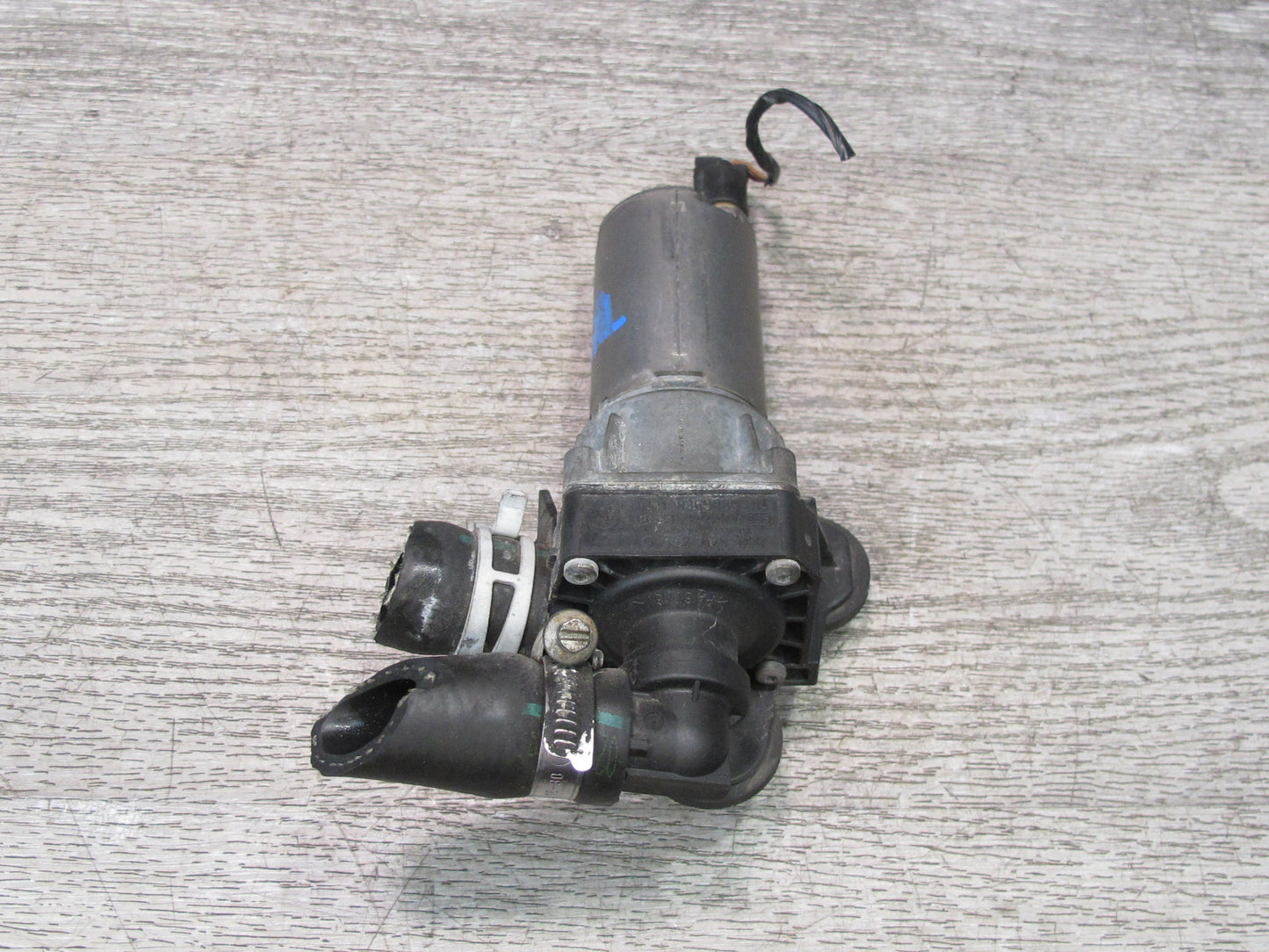 2008-2013 BMW E90 E92 E93 M3 335i Auxiliary AUX Additional Water Pump 8369806