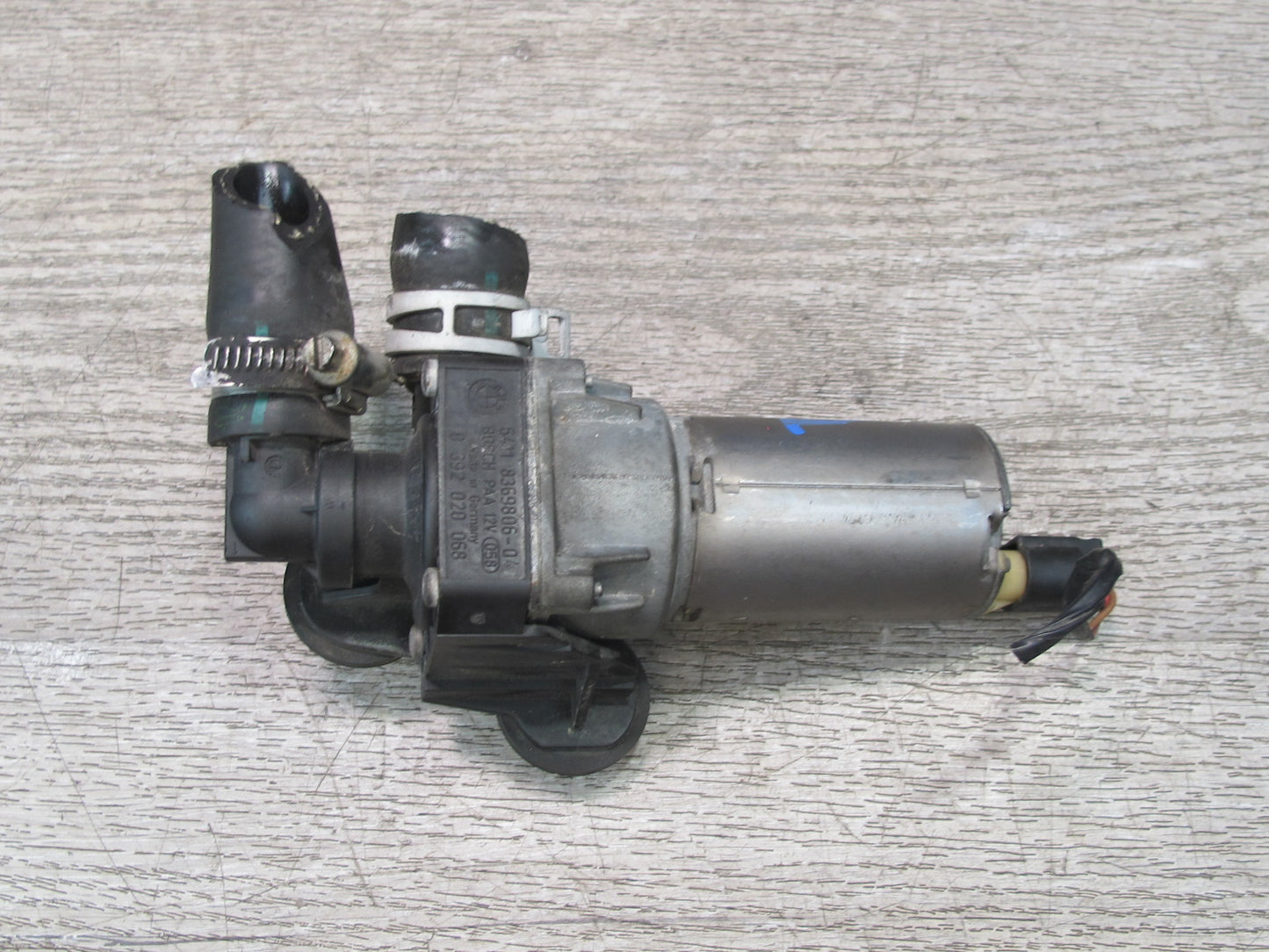 2008-2013 BMW E90 E92 E93 M3 335i Auxiliary AUX Additional Water Pump 8369806
