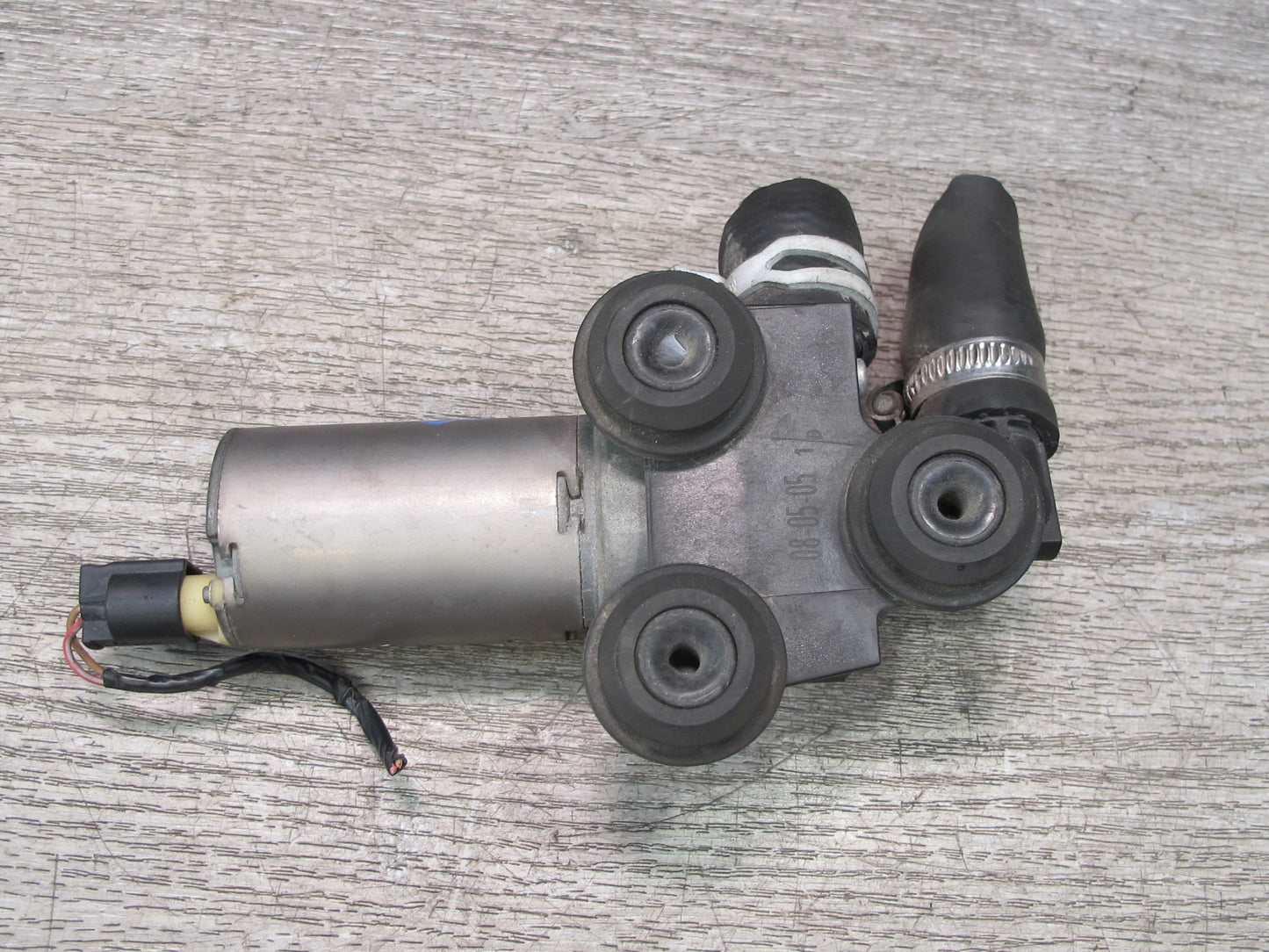 2008-2013 BMW E90 E92 E93 M3 335i Auxiliary AUX Additional Water Pump 8369806