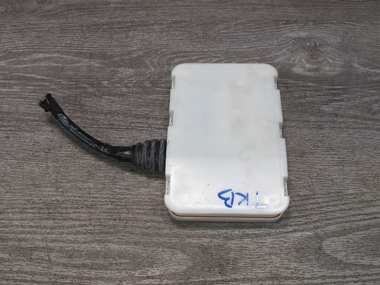 2008-2013 BMW E90 E91 E92 E93 M3 328i 335i USB Hub Audio Antenna Module