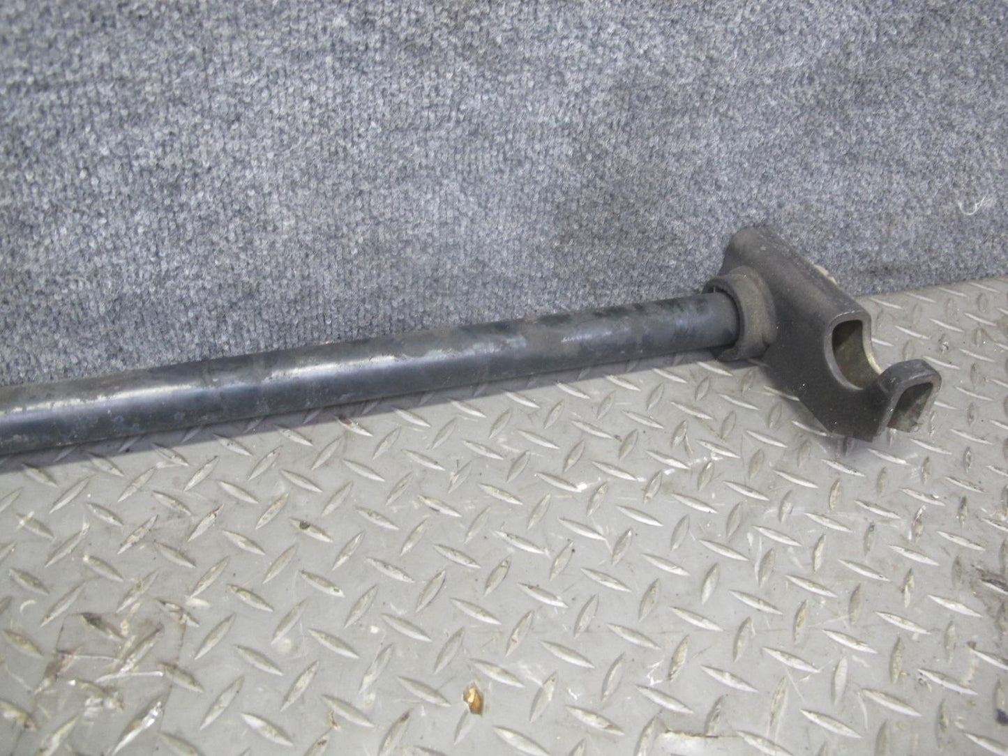 99-01 Isuzu Vehicross Set of 2 Left & Right Torsion Bar w Bolts 144K Miles OEM