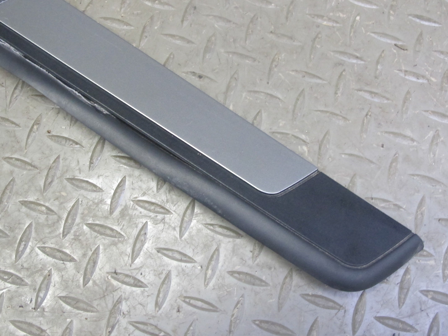 03-16 BMW E89 E86 E85 Z4 Set of 2 Left & Right Door Sill Scuff Plate Trim OEM