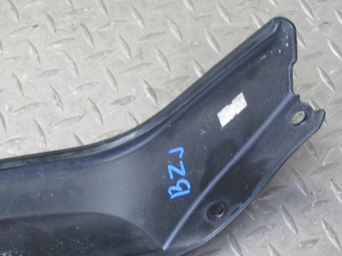 06-08 BMW E85 Z4 Set of 2 Rear Left & Right Tail Light Trim Cover Black OEM