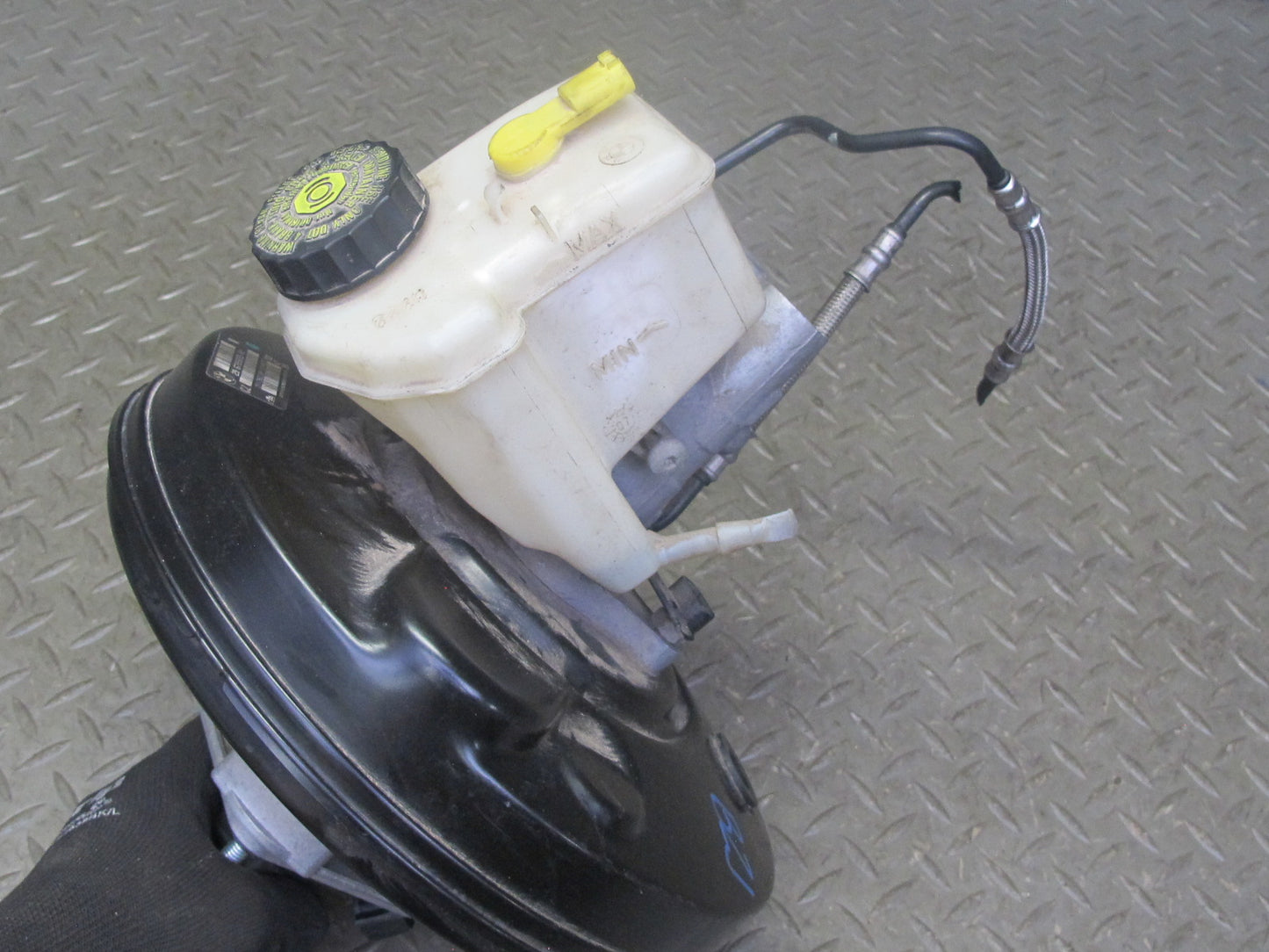 07-08 BMW E86 E85 Z4 N52 3.0L Brake Master Cylinder Booster Fluid Reservoir OEM