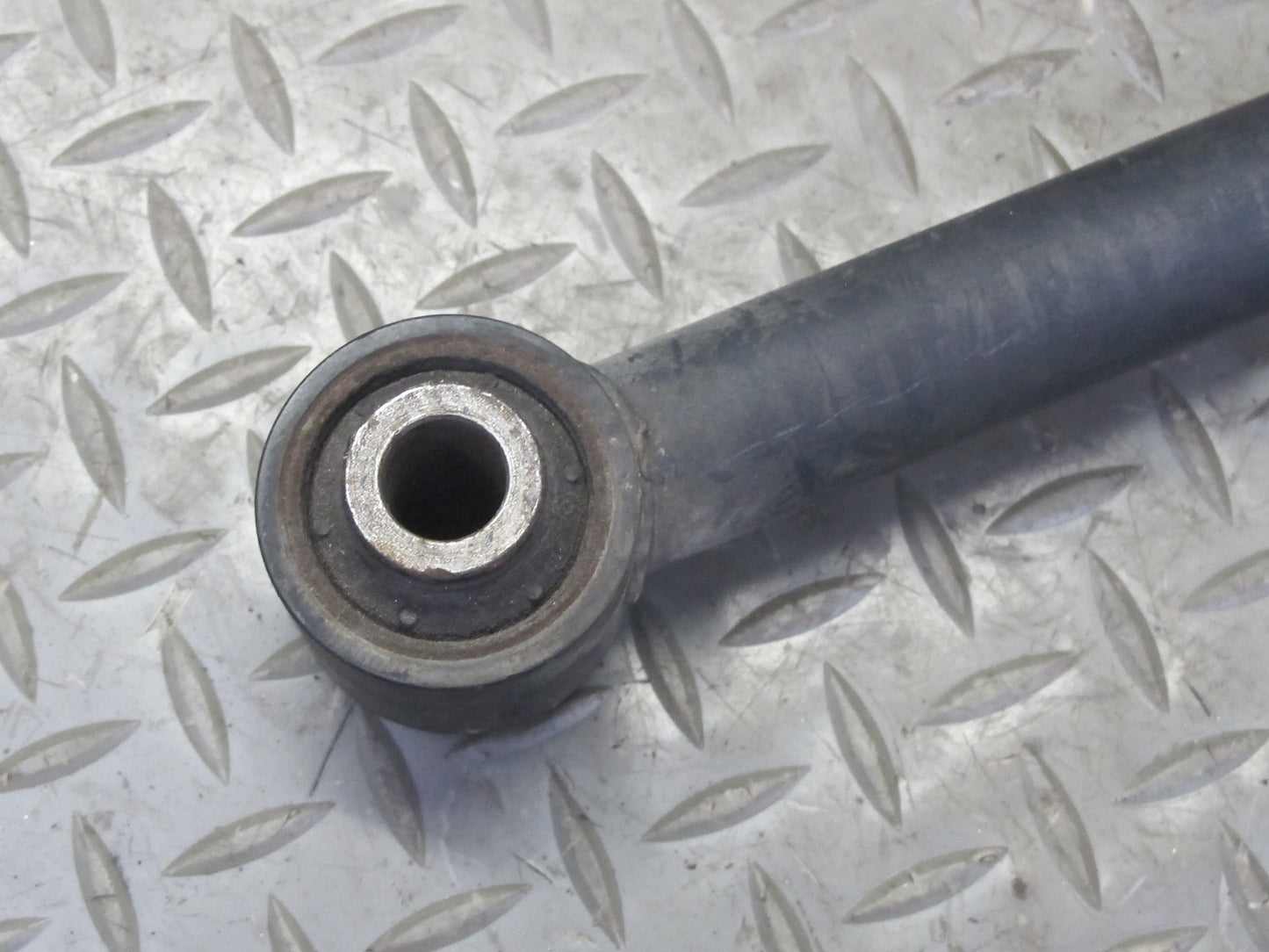 99-01 Isuzu Vehicross Rear Track Lateral Panhard Bar OEM