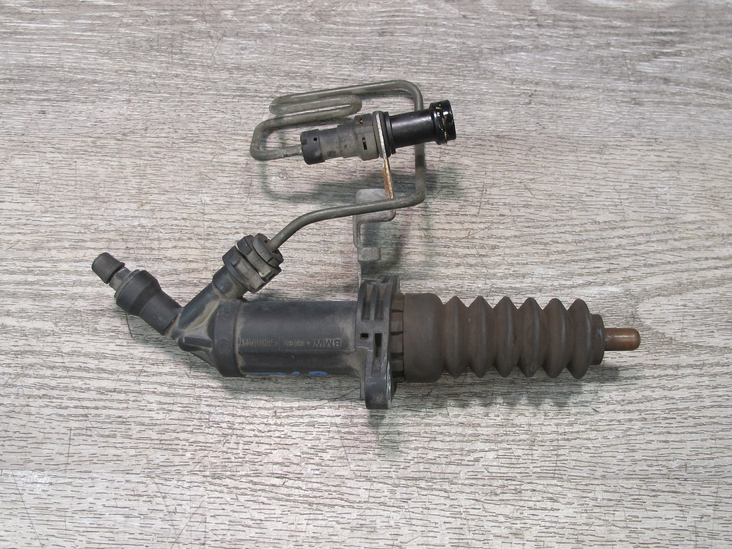 2008-2013 BMW E90 E91 E92 E93 M3 328i 335i Slave Clutch Cylinder 6785964