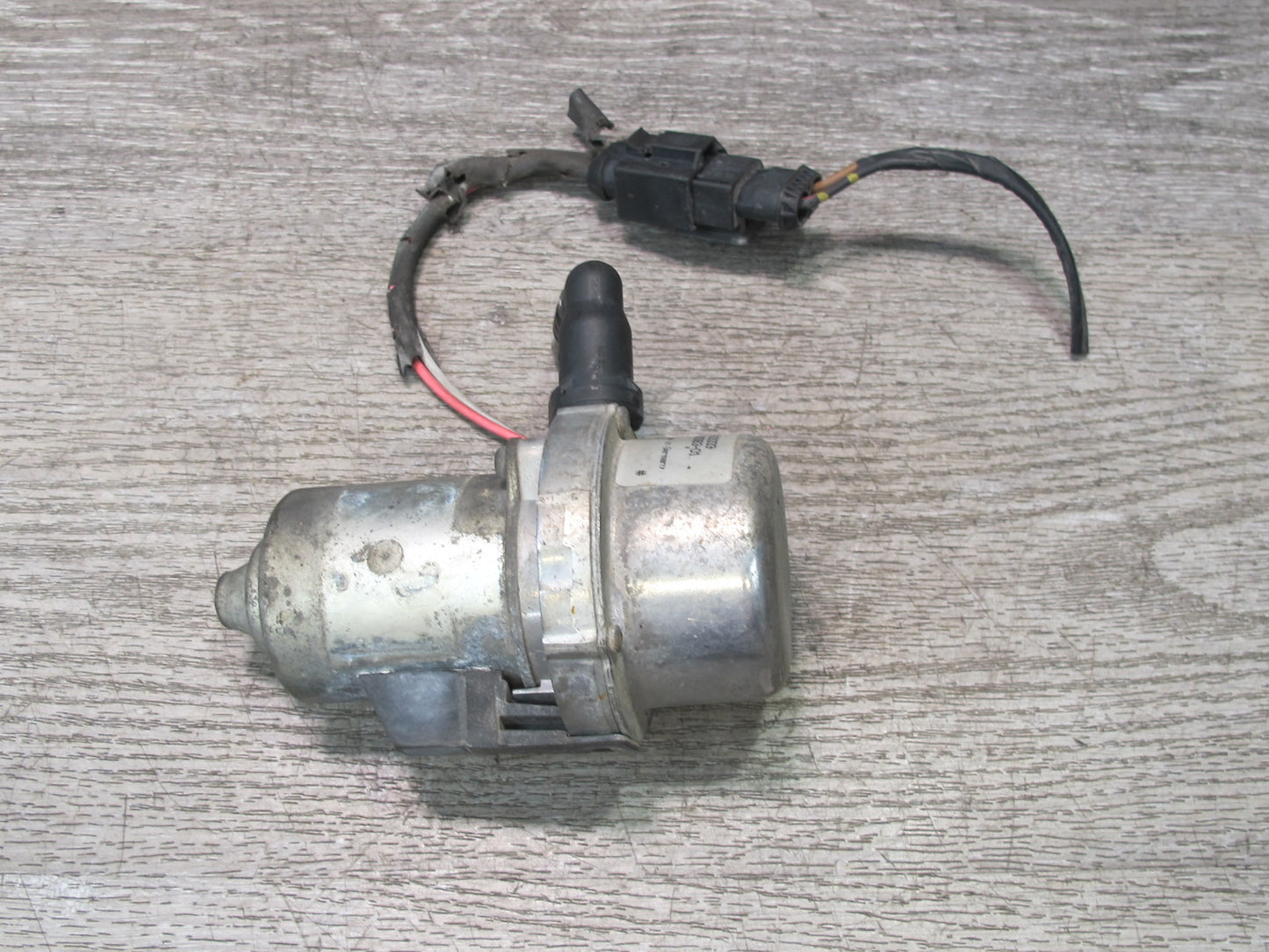 2008-2013 BMW E90 E92 E93 M3 Brake Booster Vacuum Pump 2283333