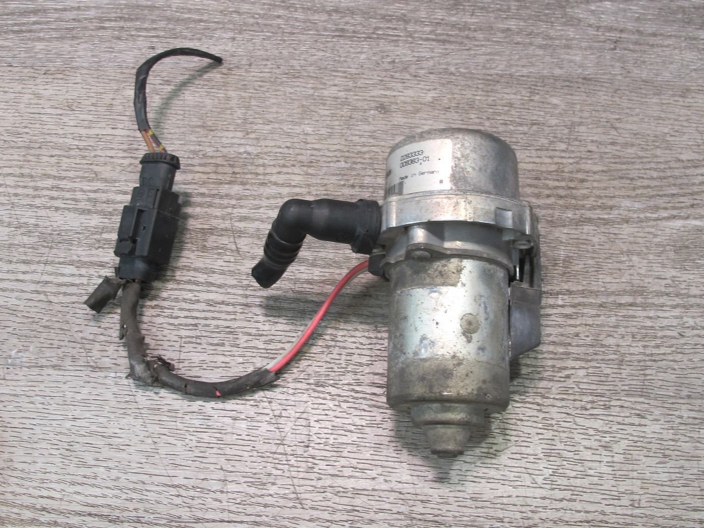 2008-2013 BMW E90 E92 E93 M3 Brake Booster Vacuum Pump 2283333