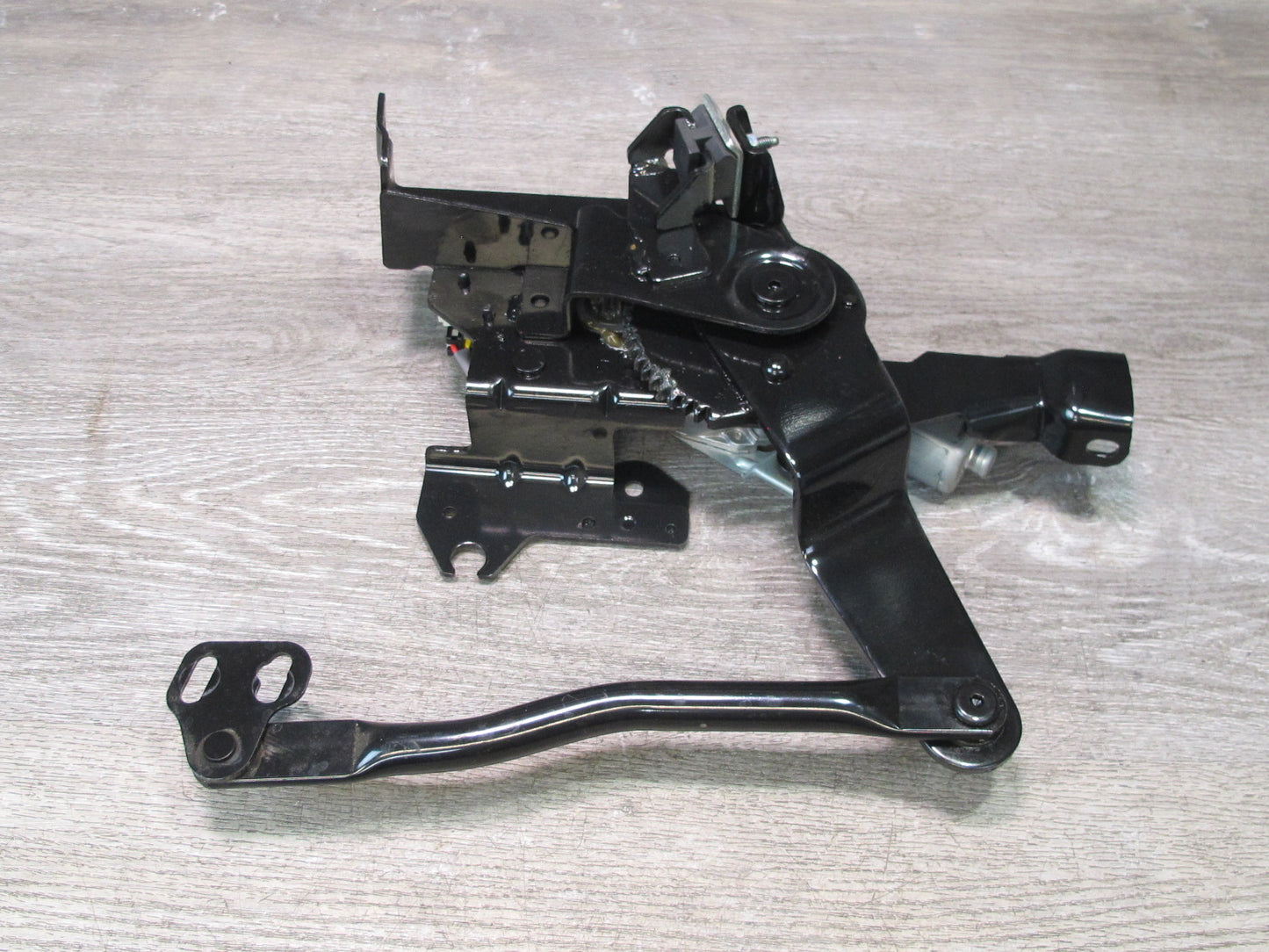 07-09 Nissan 350Z Convert Rear Right Soft TOP Roof Lift Motor w Hinge OEM