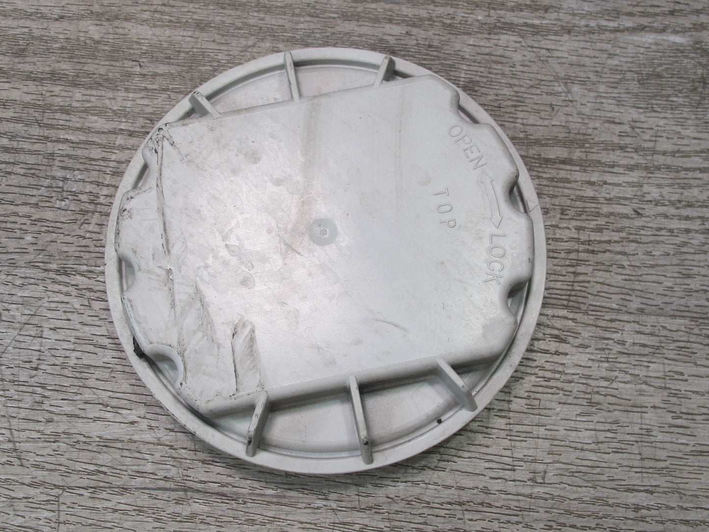 06-09 Nissan 350Z Z33 Front Left or Right Headlight Lamp Bulb Access Cover OEM