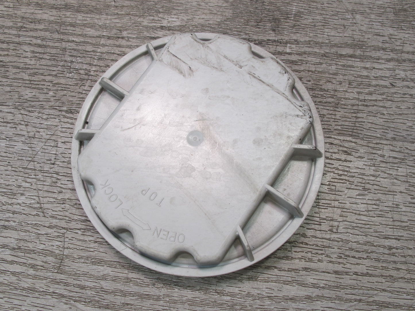 06-09 Nissan 350Z Z33 Front Left or Right Headlight Lamp Bulb Access Cover OEM