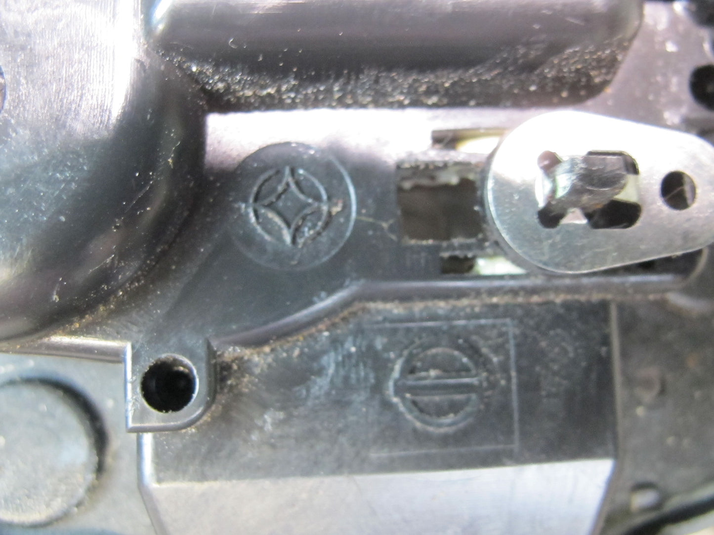 04-09 Nissan 350Z Z33 Convertible Rear Trunk Lid Lock Latch Actuator OEM