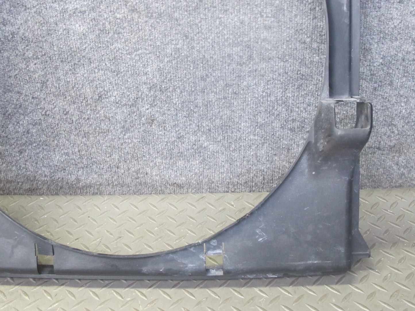 94-99 BMW E36 325iC 328iC Engine Radiator Cooling Fan Motor Shroud 1723031 OEM
