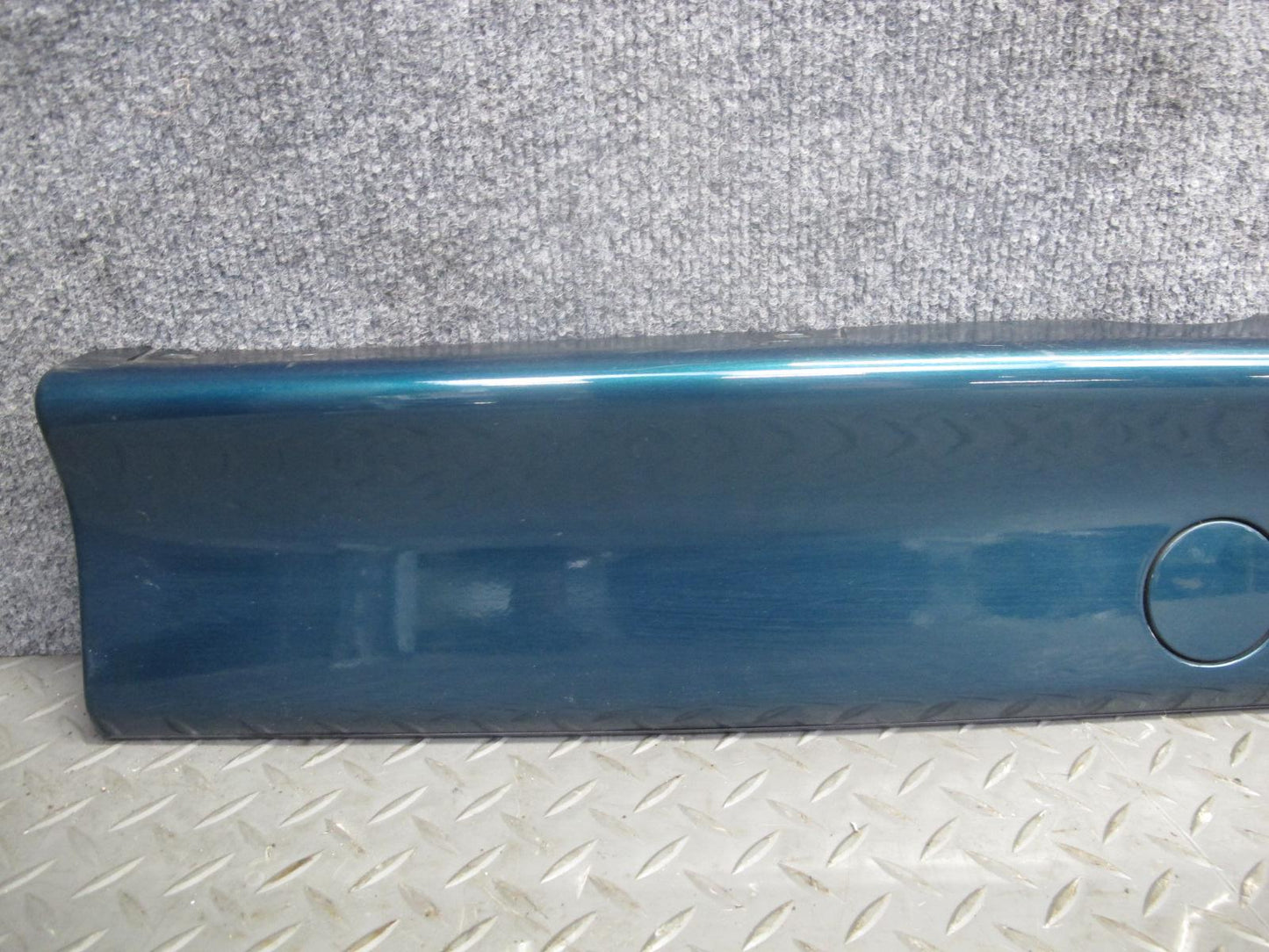 94-99 BMW E36 328iC Coupe Convertible Right Side Skirt Rocker Panel Molding OEM