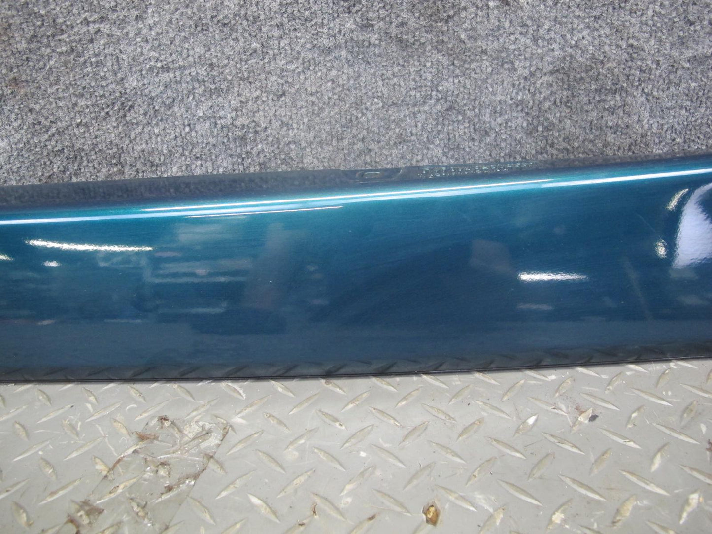 94-99 BMW E36 328iC Coupe Convertible Right Side Skirt Rocker Panel Molding OEM