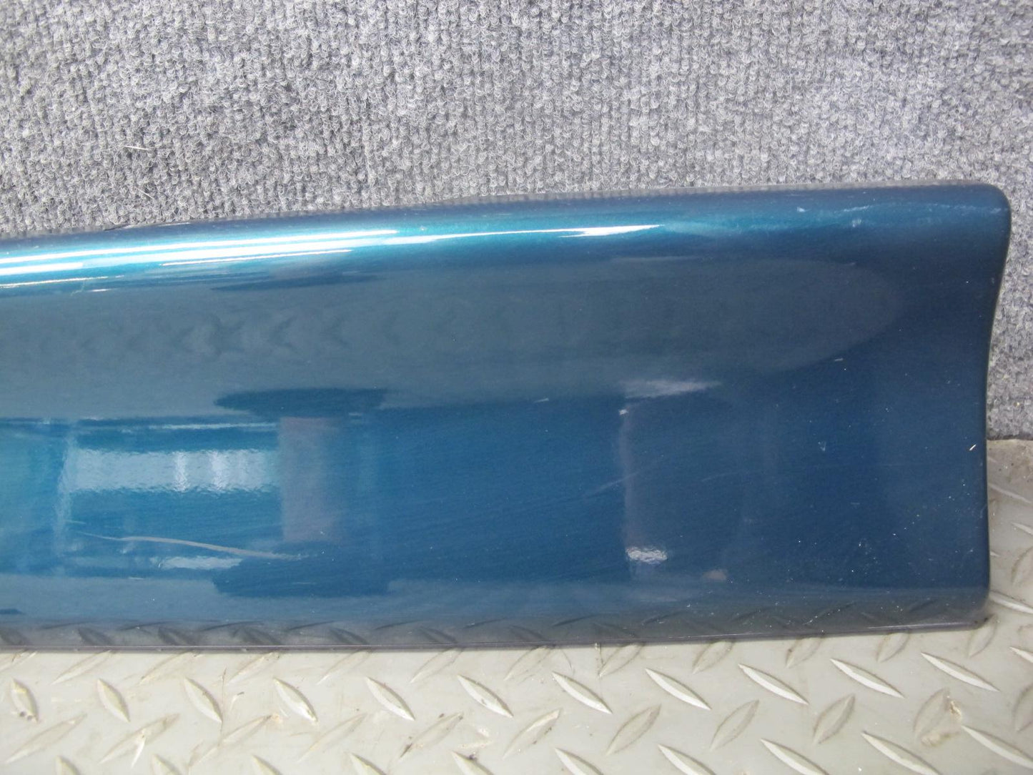 94-99 BMW E36 328iC Coupe Convertible Right Side Skirt Rocker Panel Molding OEM