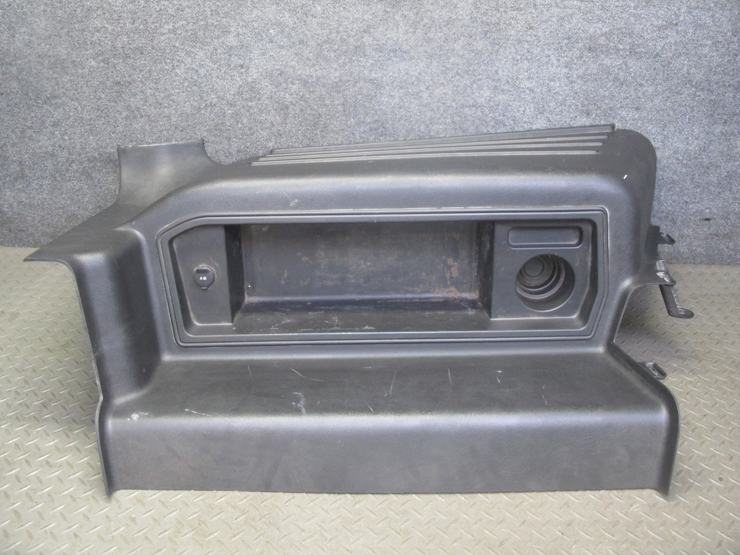 2005-2007 Hummer H2 Rear Left & Right Trunk Quarter Trim Cover Panel Set of 2