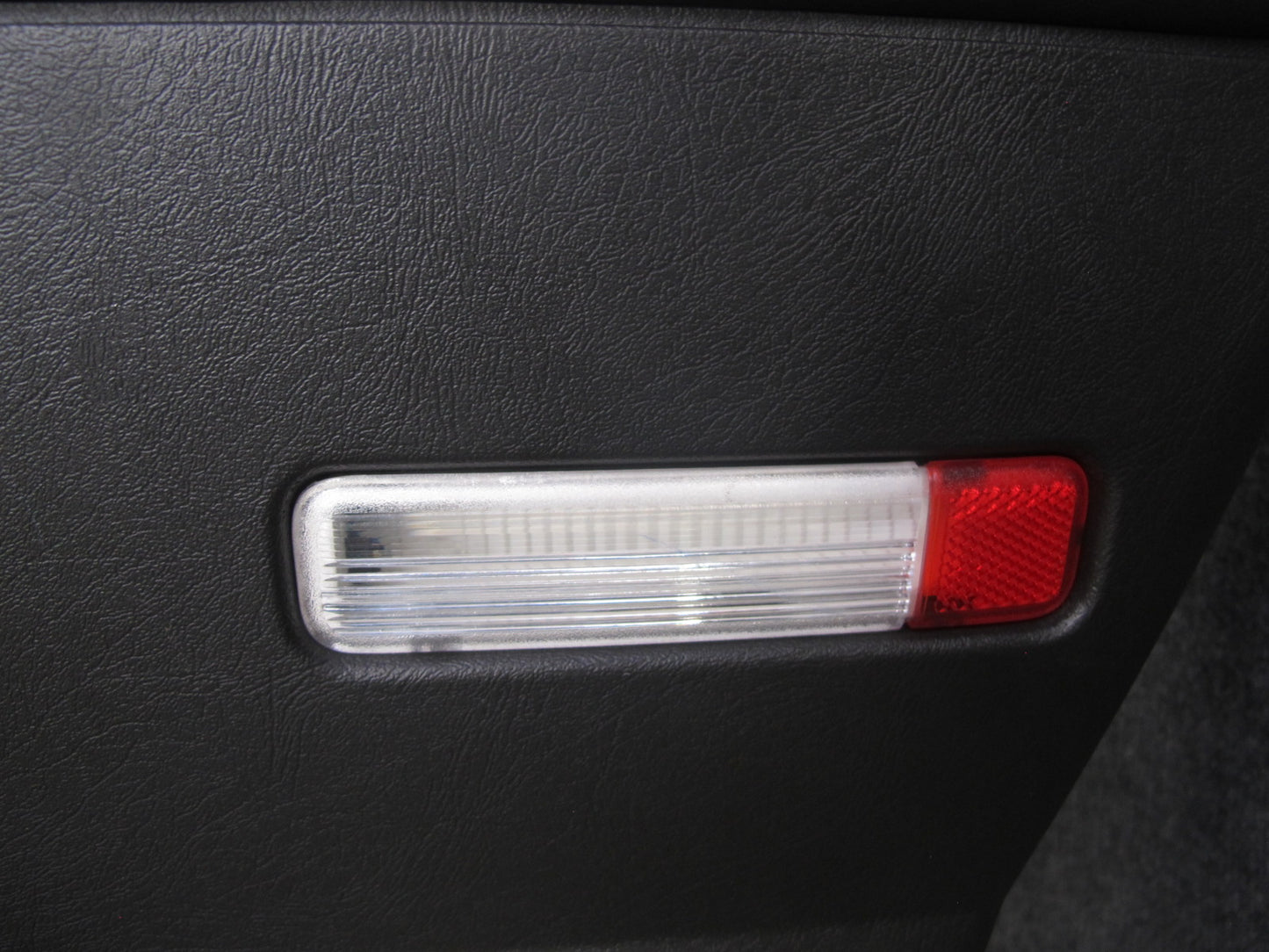 2005-2007 Hummer H2 Rear Right Door Interior Trim Cover Panel
